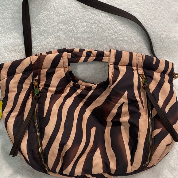 Vince Camuto Handbags - 🆕VINCE CAMUTO HARLO SATCHEL/TOTE. Brown Zebra